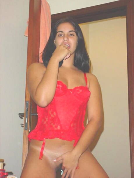 Fuck My Indian GF offers a free pic gallery with Indian Babe xxx gallery 220535